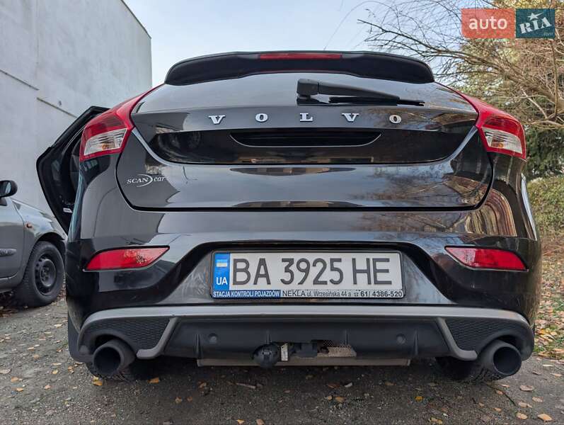 Хэтчбек Volvo V40 2015 в Кропивницком фото 2 Хэтчбек Volvo V40 2015 в Кропивницком