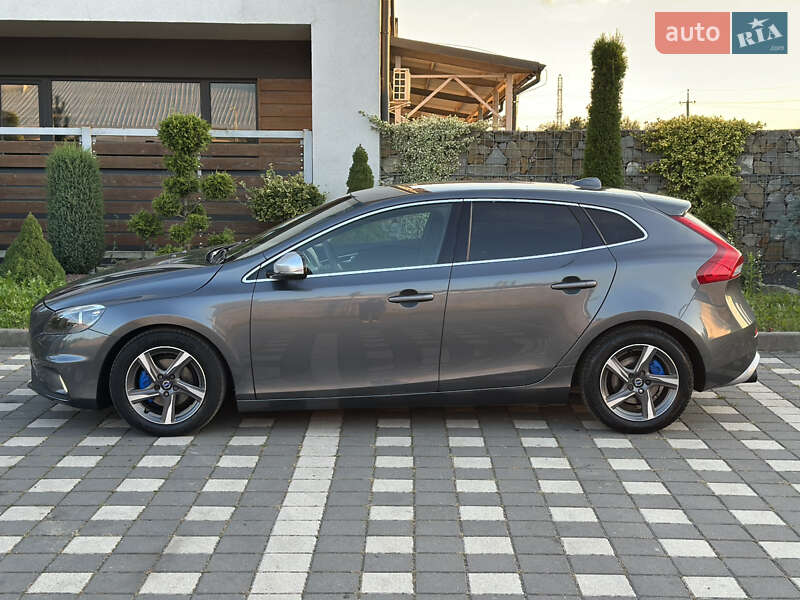 Хетчбек Volvo V40 2014 в Стрию