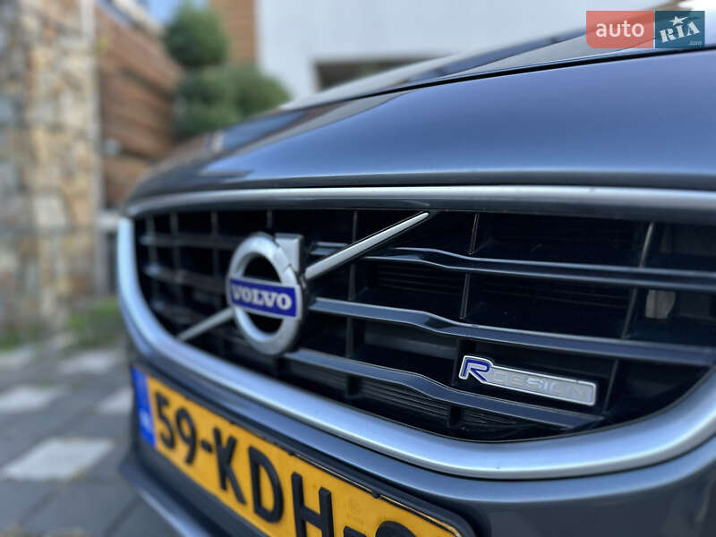 Хетчбек Volvo V40 2014 в Стрию