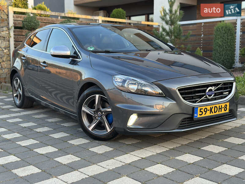 Хетчбек Volvo V40 2014 в Стрию