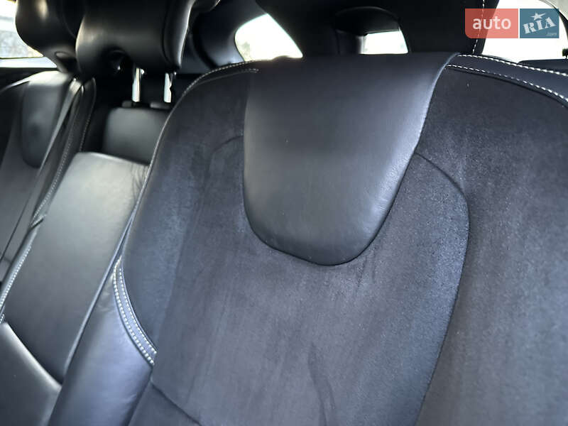 Хетчбек Volvo V40 2014 в Стрию