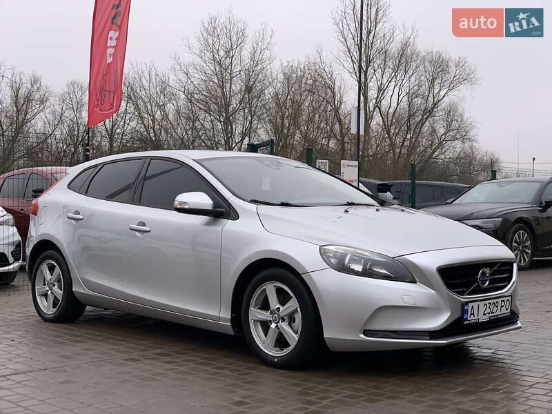Хэтчбек Volvo V40 2014 в Бердичеве