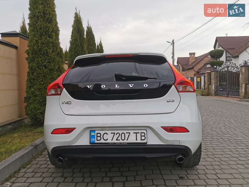 Хетчбек Volvo V40 2016 в Львові фото 16 Хетчбек Volvo V40 2016 в Львові