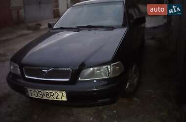 Універсал Volvo V40 1997 в Нікополі