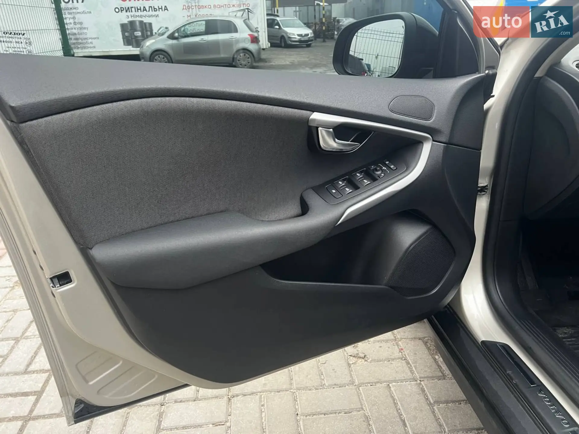 2018 Volvo V40 - мініатюра 17