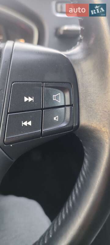 Хетчбек Volvo V40 2013 в Києві