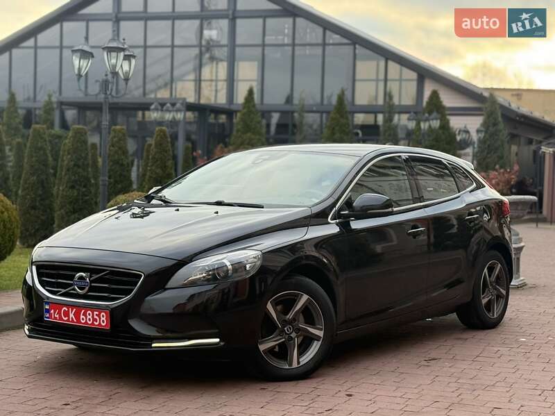 Volvo V40 2013