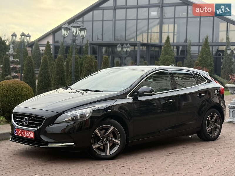 Хетчбек Volvo V40 2013 в Стрию