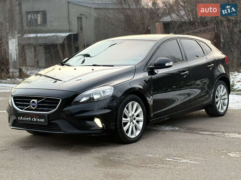 Volvo V40 2013