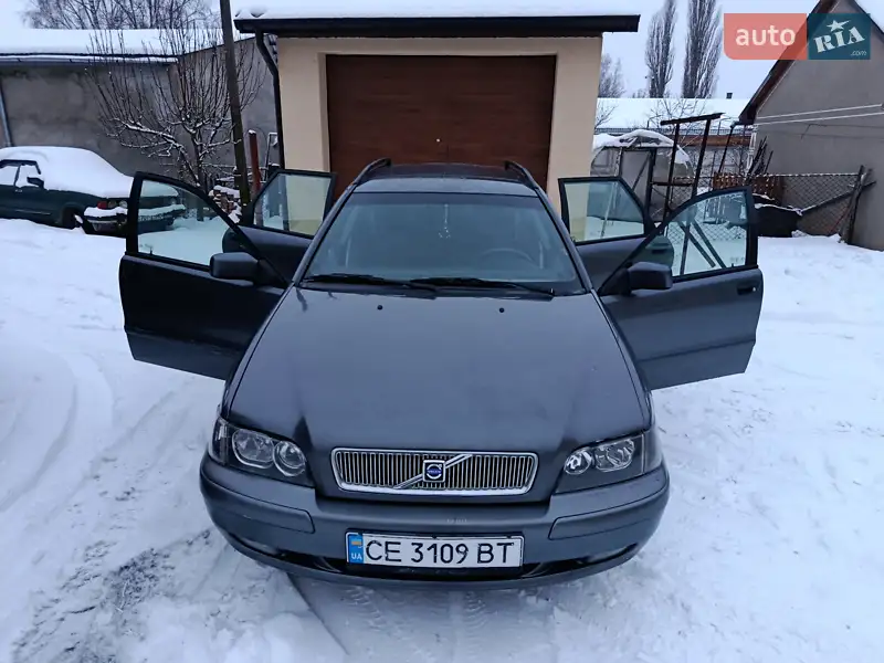 Volvo V40 2002 VIN YV1VW70823F921118 фото оголошення 2 з 44