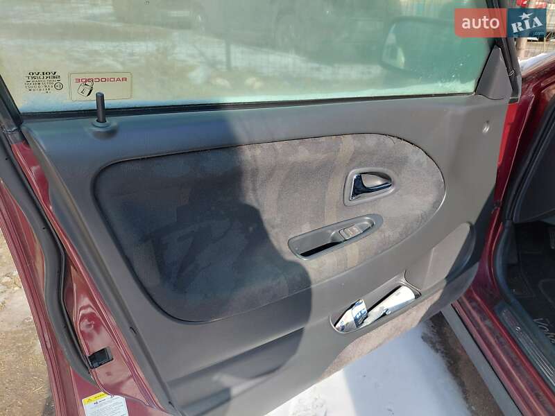 Універсал Volvo V40 1998 в Одесі фото 4 Універсал Volvo V40 1998 в Одесі