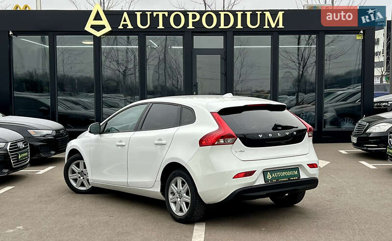 Хэтчбек Volvo V40 2013 в Киеве фото 10 Хэтчбек Volvo V40 2013 в Киеве