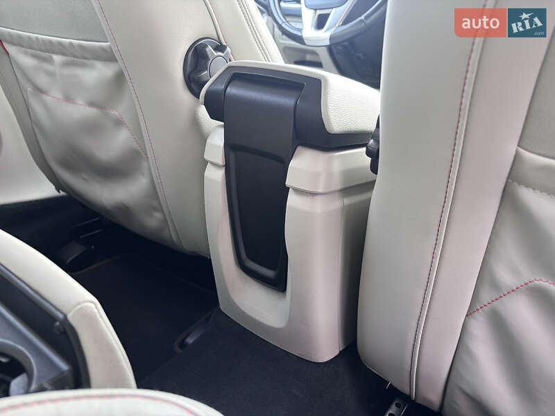 Хетчбек Volvo V40 2015 в Стрию