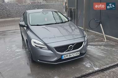 Хетчбек Volvo V40 2019 в Житомирі