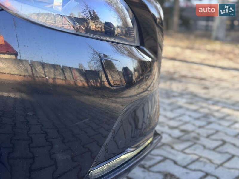 Хэтчбек Volvo V40 2013 в Стрые фото 6 Хэтчбек Volvo V40 2013 в Стрые