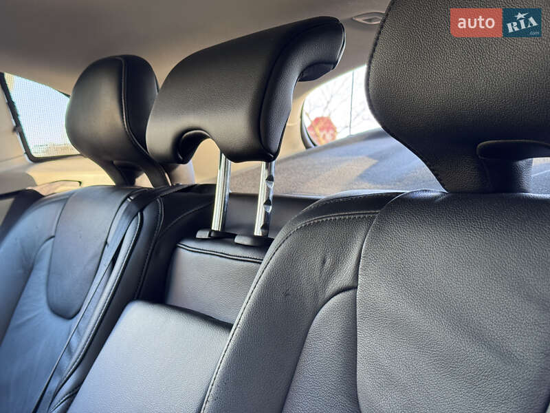 Хэтчбек Volvo V40 2013 в Стрые фото 67 Хэтчбек Volvo V40 2013 в Стрые