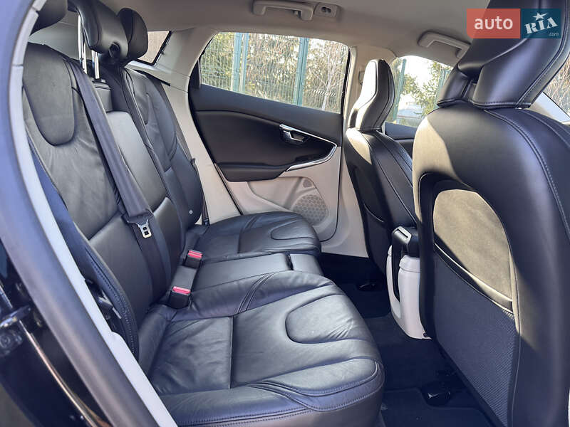 Хэтчбек Volvo V40 2013 в Стрые фото 73 Хэтчбек Volvo V40 2013 в Стрые