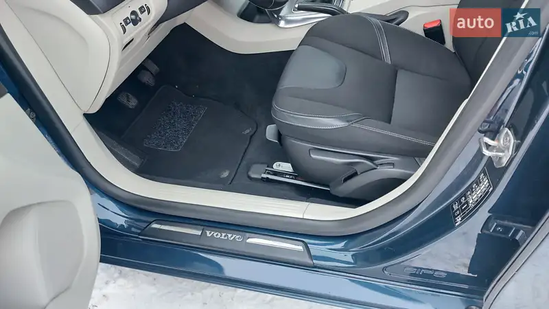 Volvo V40 2014 VIN YV1MVA851F2178835 фото оголошення 18 з 64