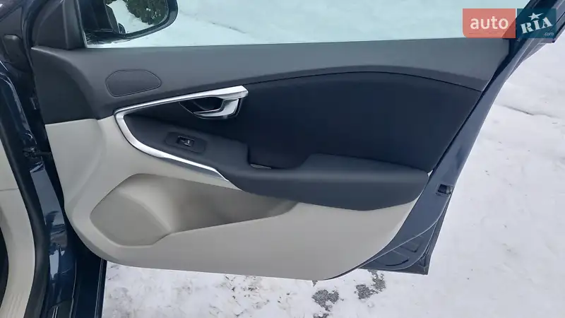 Volvo V40 2014 VIN YV1MVA851F2178835 фото оголошення 24 з 64