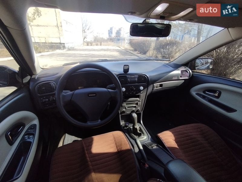 Універсал Volvo V40 2003 в Кропивницькому