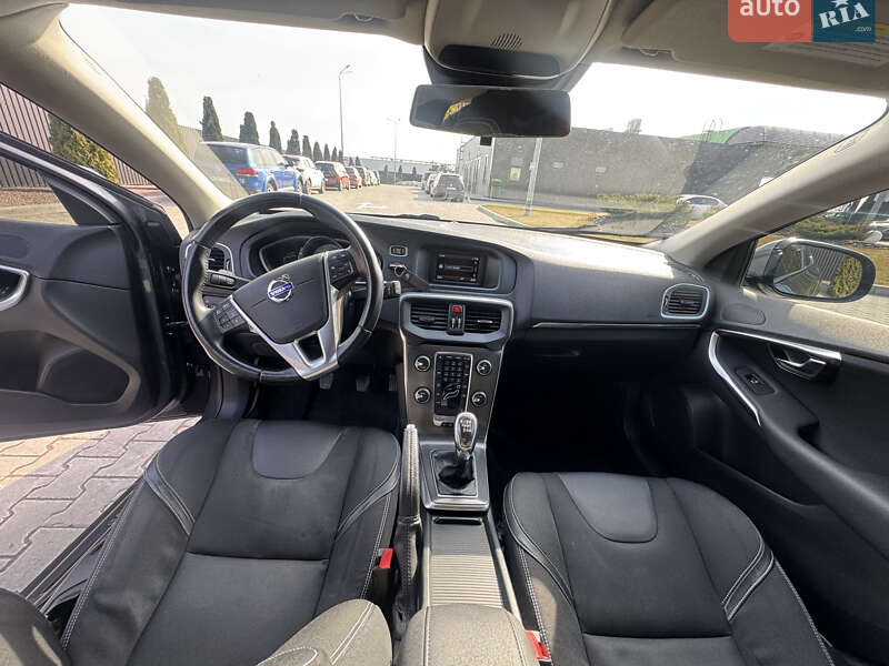 Хетчбек Volvo V40 2012 в Тернополі