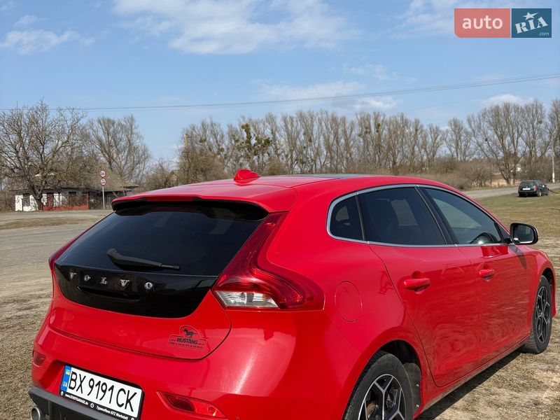 Хэтчбек Volvo V40 2015 в Хмельницком фото 16 Хэтчбек Volvo V40 2015 в Хмельницком