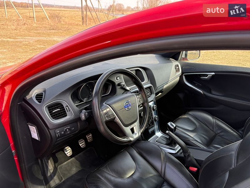Хэтчбек Volvo V40 2015 в Хмельницком фото 19 Хэтчбек Volvo V40 2015 в Хмельницком