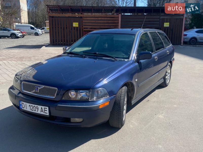 Volvo V40 2001 Volvo V40 2001