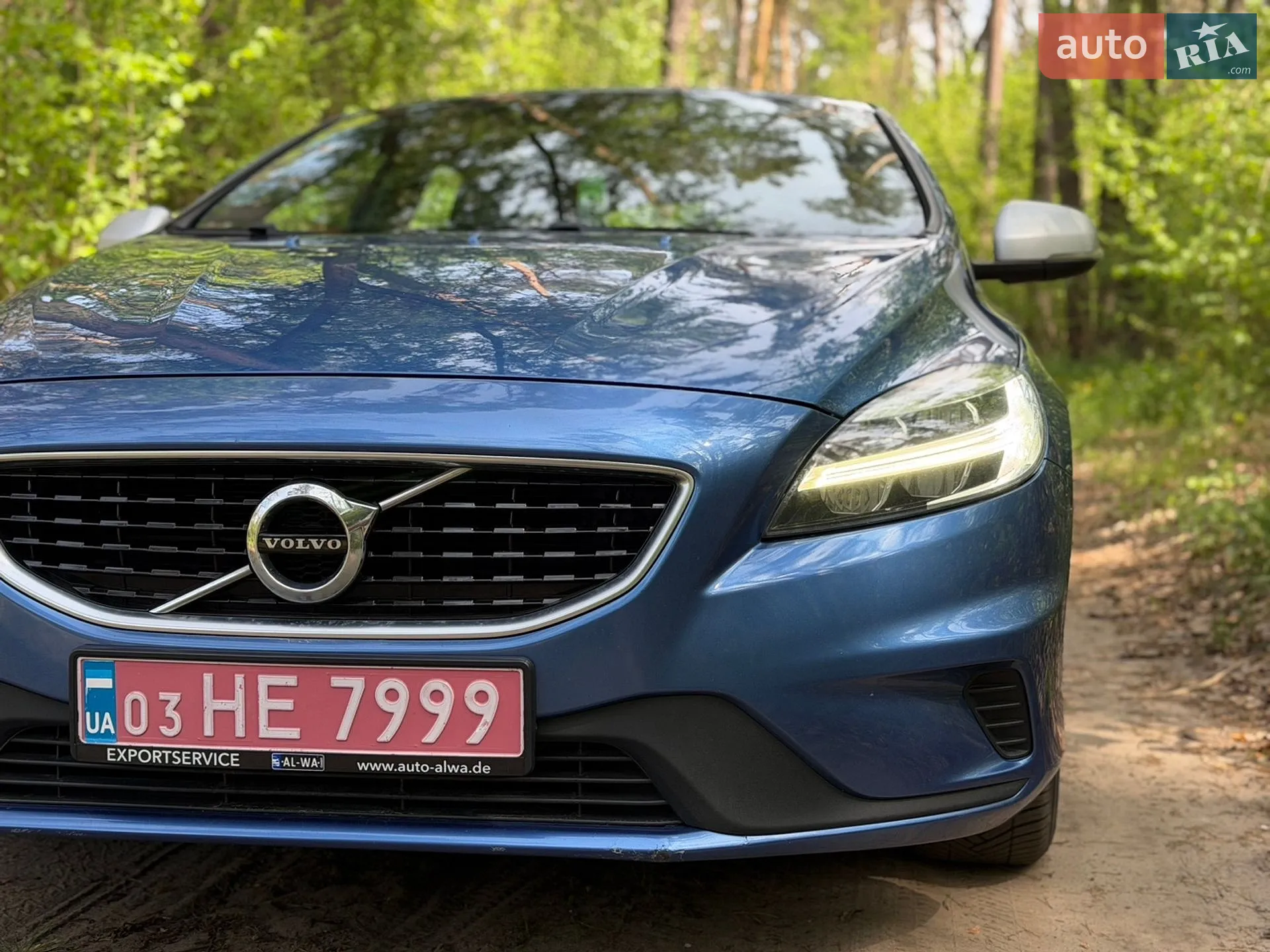 Volvo V40 2017 VIN YV1MV7981J2487329 фото оголошення 5 з 48