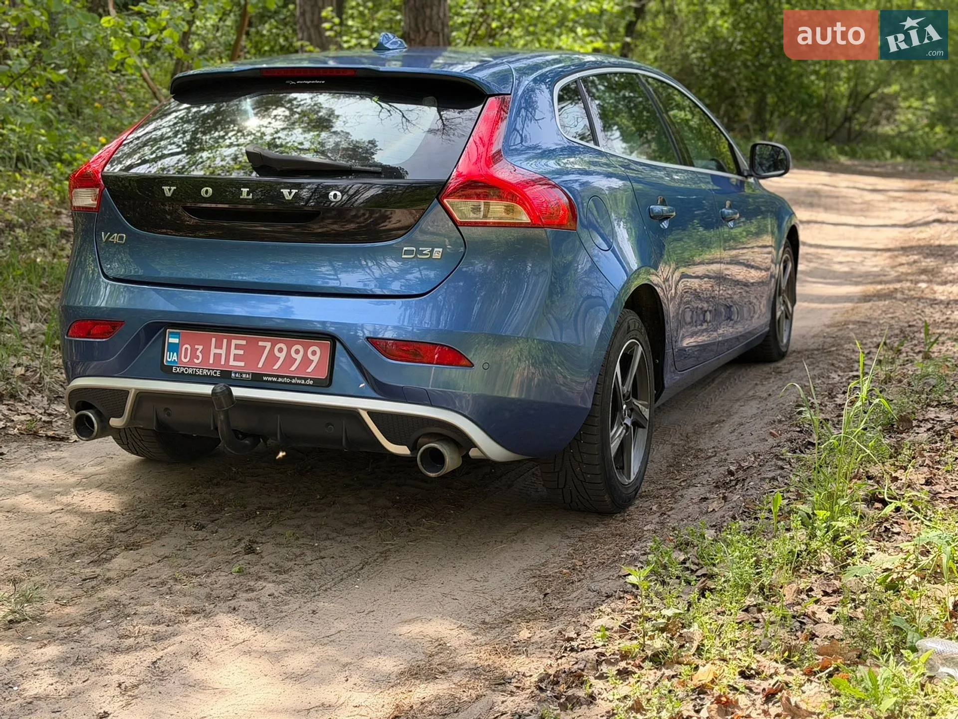 Volvo V40 2017 VIN YV1MV7981J2487329 фото оголошення 13 з 48