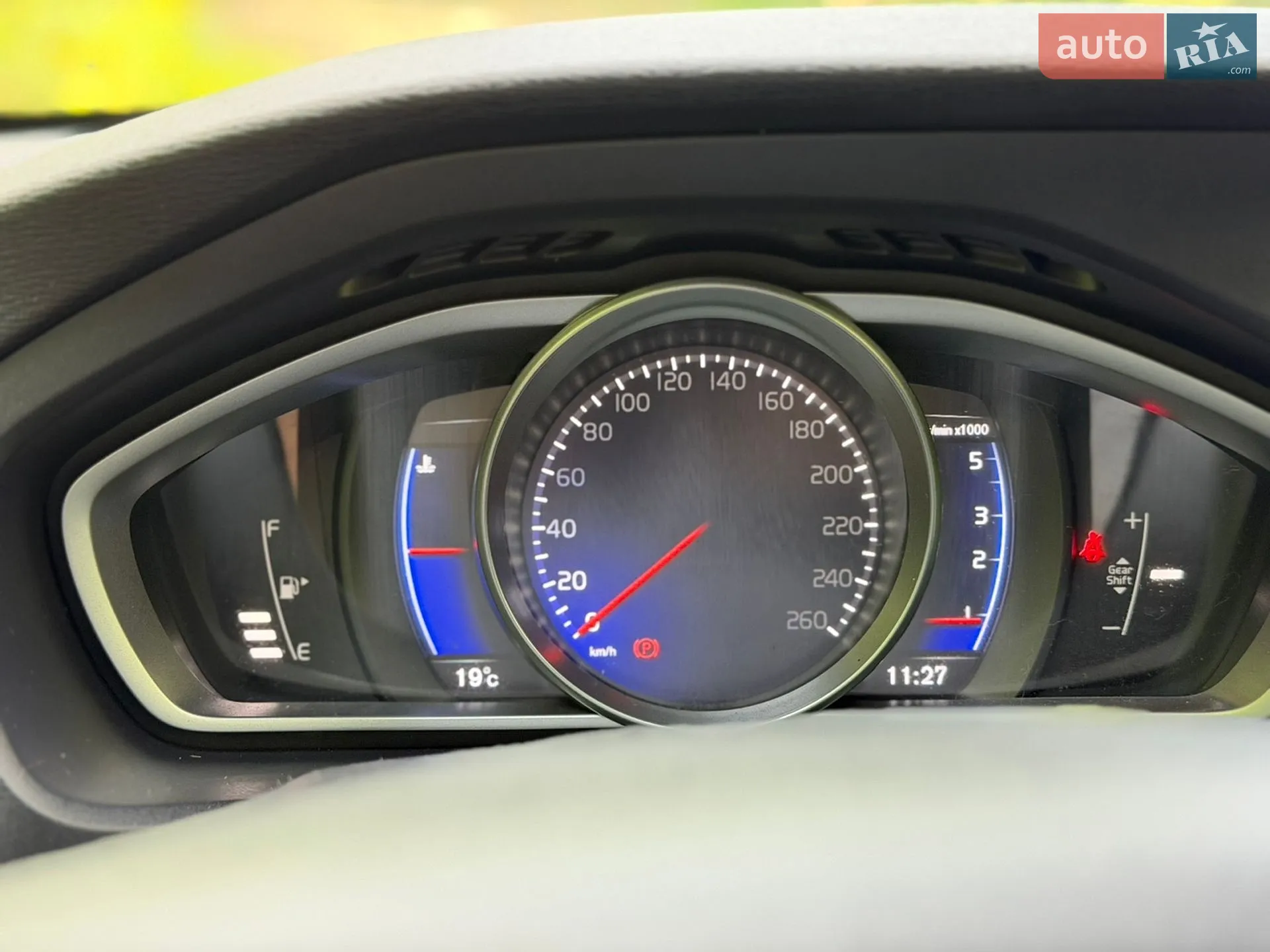 Volvo V40 2017 VIN YV1MV7981J2487329 фото оголошення 29 з 48