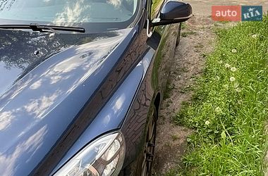 Хэтчбек Volvo V40 2014 в Киеве