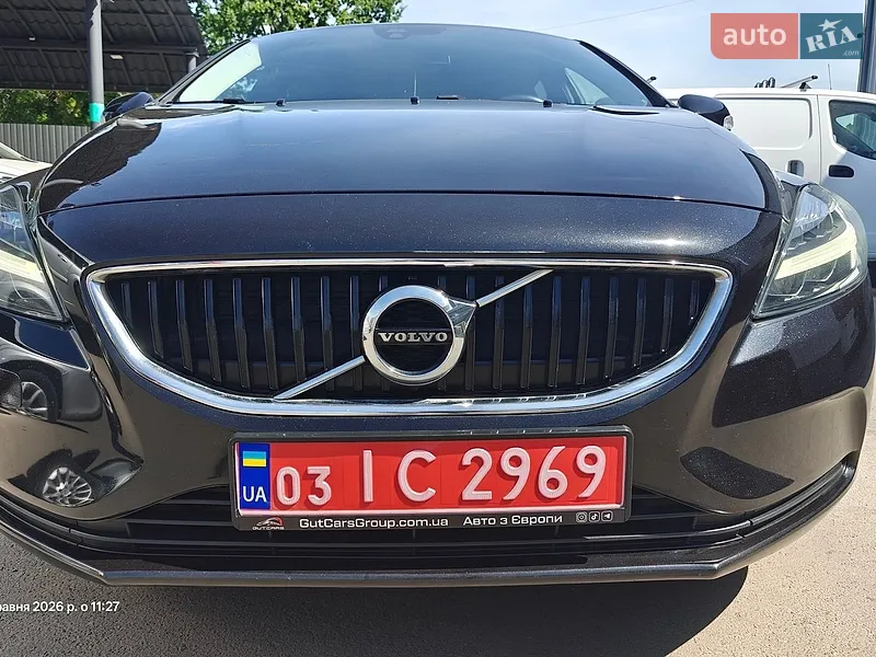 Volvo V40 2018