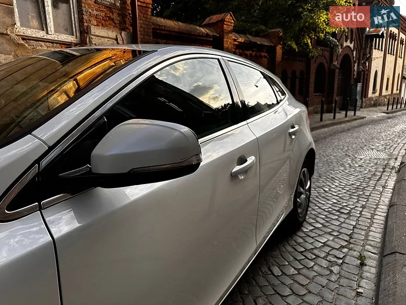 Volvo V40 2013 VIN YV1MV8481E2099216 фото оголошення 17 з 83