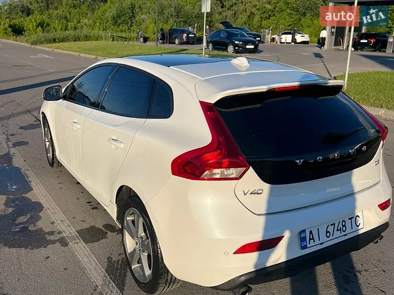 Volvo V40 2018 VIN YV1MV79K0J2486956 фото оголошення 9 з 73