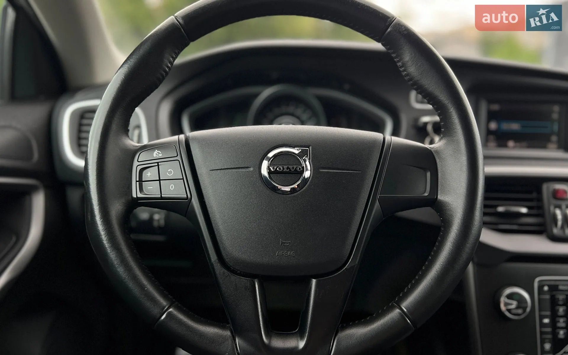 2016 Volvo V40 - мініатюра 10