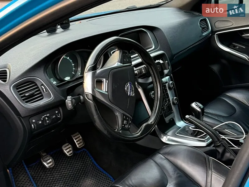 Volvo V40 2014 VIN YV1MVA851F2223008 фото оголошення 6 з 37