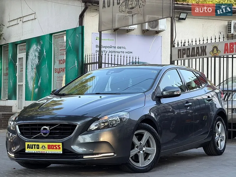 Volvo V40 2014