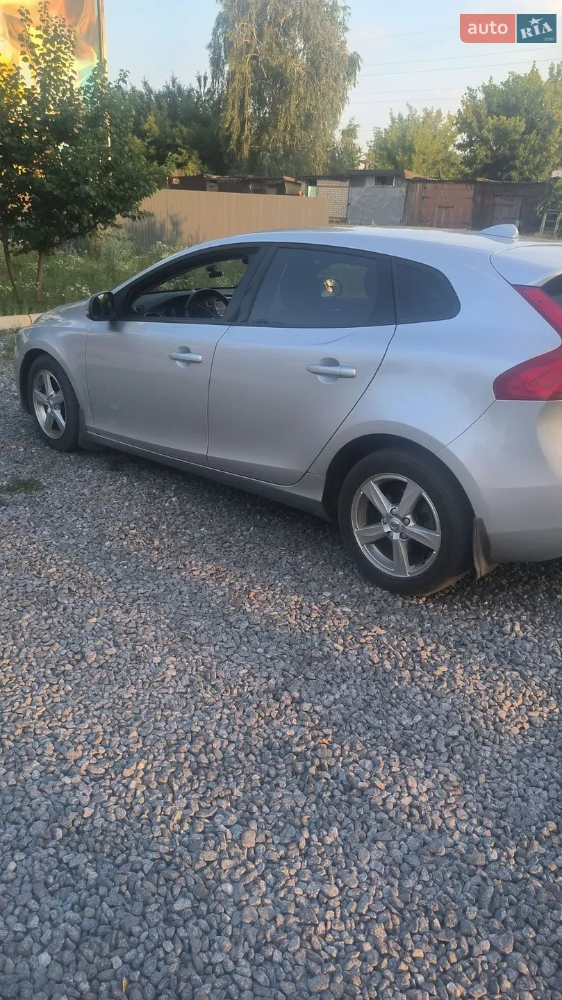 2016 Volvo V40 - мініатюра 11