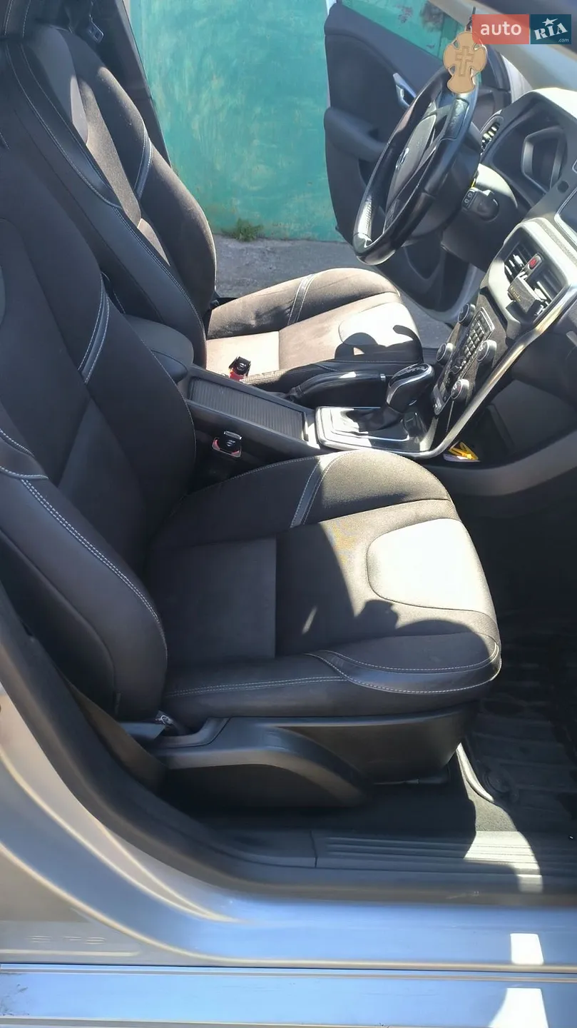 2016 Volvo V40 - мініатюра 20