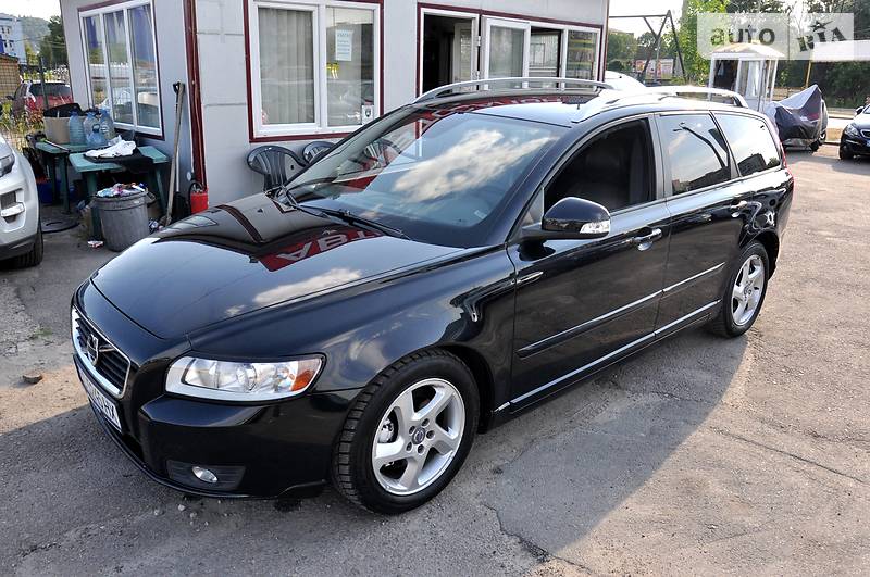Універсал Volvo V50 2011 в Львові