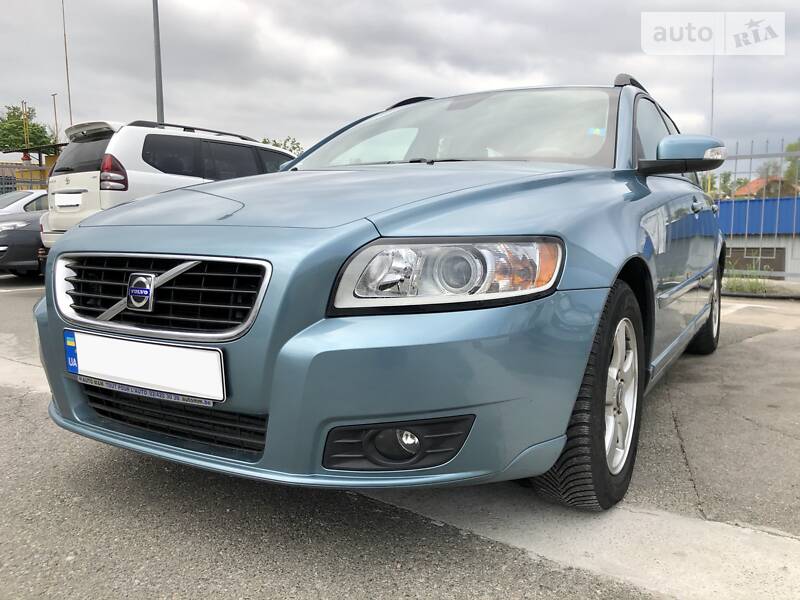 Универсал Volvo V50 2008 в Киеве