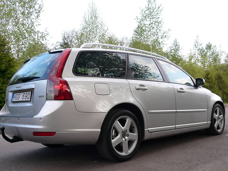 Універсал Volvo V50 2009 в Рівному