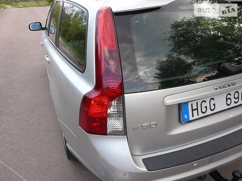 Універсал Volvo V50 2009 в Рівному
