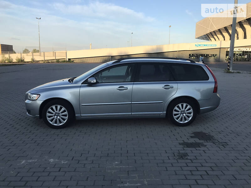 Універсал Volvo V50 2008 в Львові