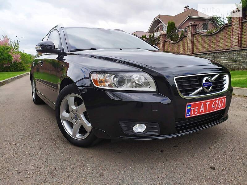 Універсал Volvo V50 2012 в Рівному фото Універсал Volvo V50 2012 в Рівному