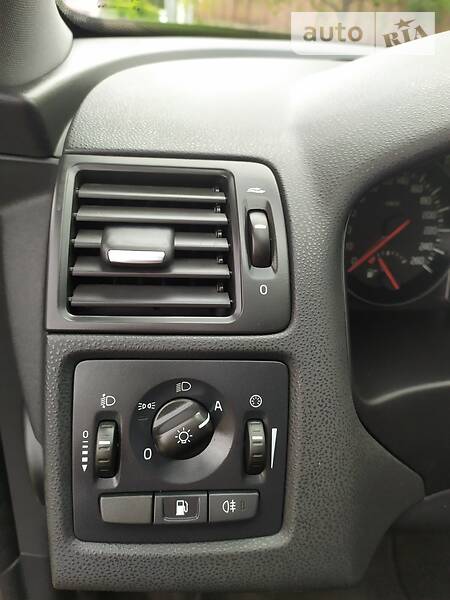 Універсал Volvo V50 2012 в Рівному фото 26 Універсал Volvo V50 2012 в Рівному