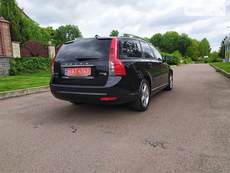 Універсал Volvo V50 2012 в Рівному фото 37 Універсал Volvo V50 2012 в Рівному