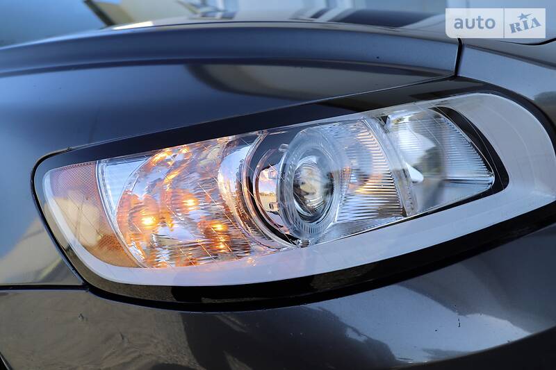 Універсал Volvo V50 2012 в Дрогобичі