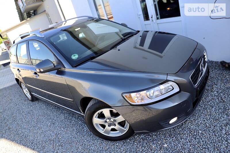 Універсал Volvo V50 2012 в Дрогобичі